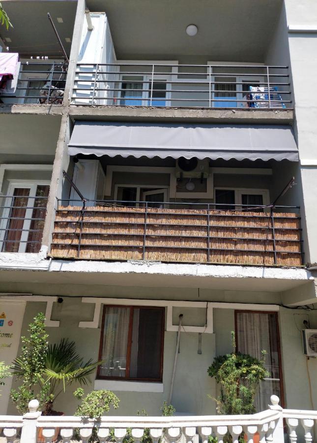 Salounique Lux Apartment 트빌리시 외부 사진